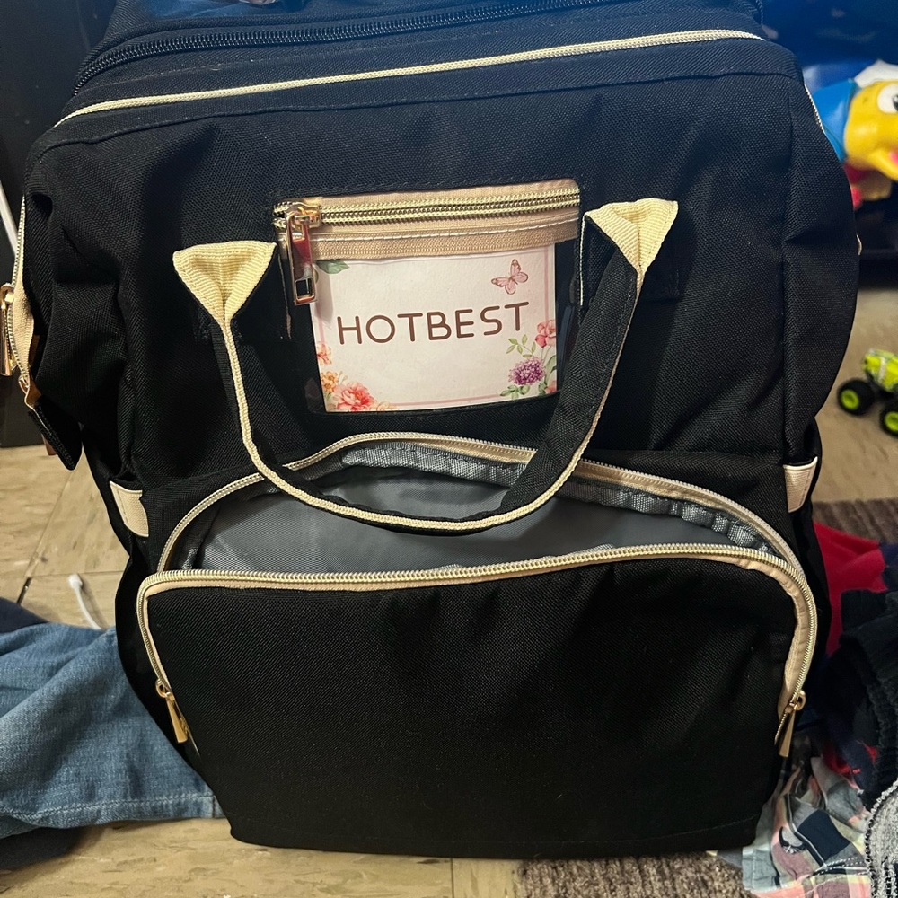 diaper bag/bassinet